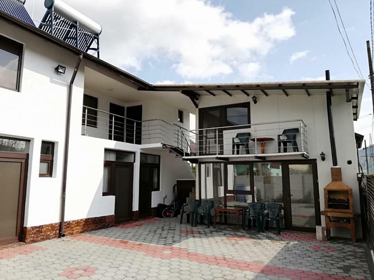 Laubert Hotel Calimanesti Exterior photo